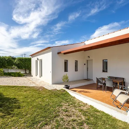 Yucca Garden Feriehus Praia da Arrifana